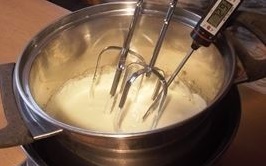 domashnee morozhennoe posuda