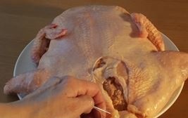 farshyrovannaya kurica nachinit