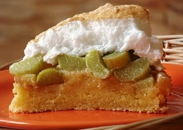 pirog iz revenya gotovyj recept