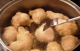 solenye ponchiki zharit